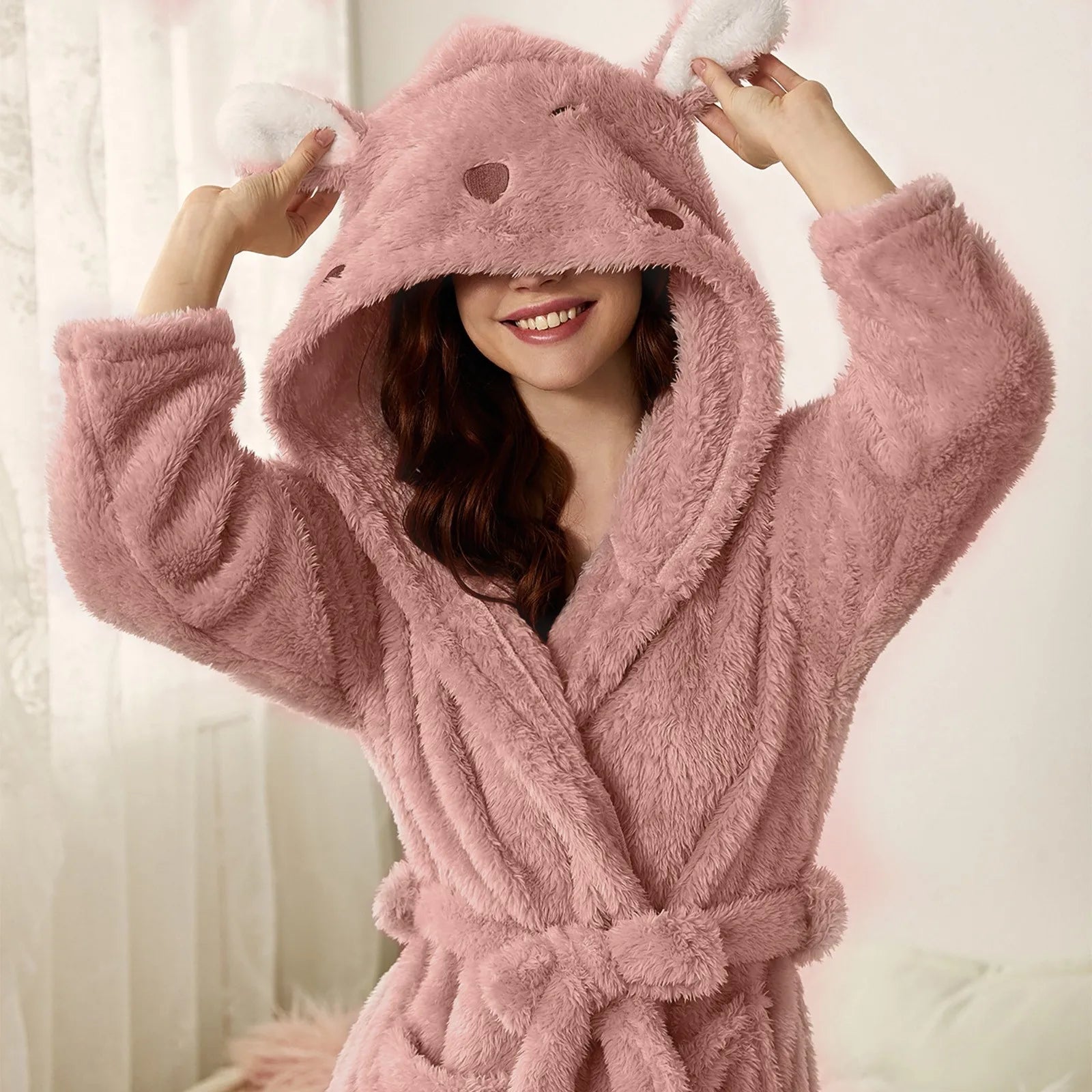 Vero Fuzzy Bunny Luxe Hooded Robe – Cozy Flannel Bathrobe with Cute Ears for Women’s Winter Loungewear